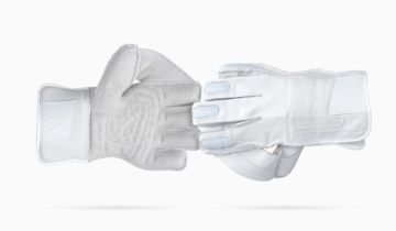 Upgrade Your Gear: Cricket Keeping Gloves That Define Excellence